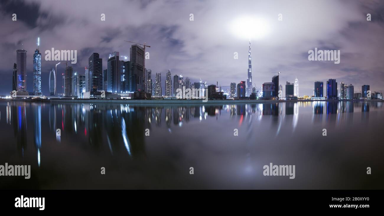 Horizonte De Dubai, Business Bay, Emiratos Árabes Unidos, Foto de stock