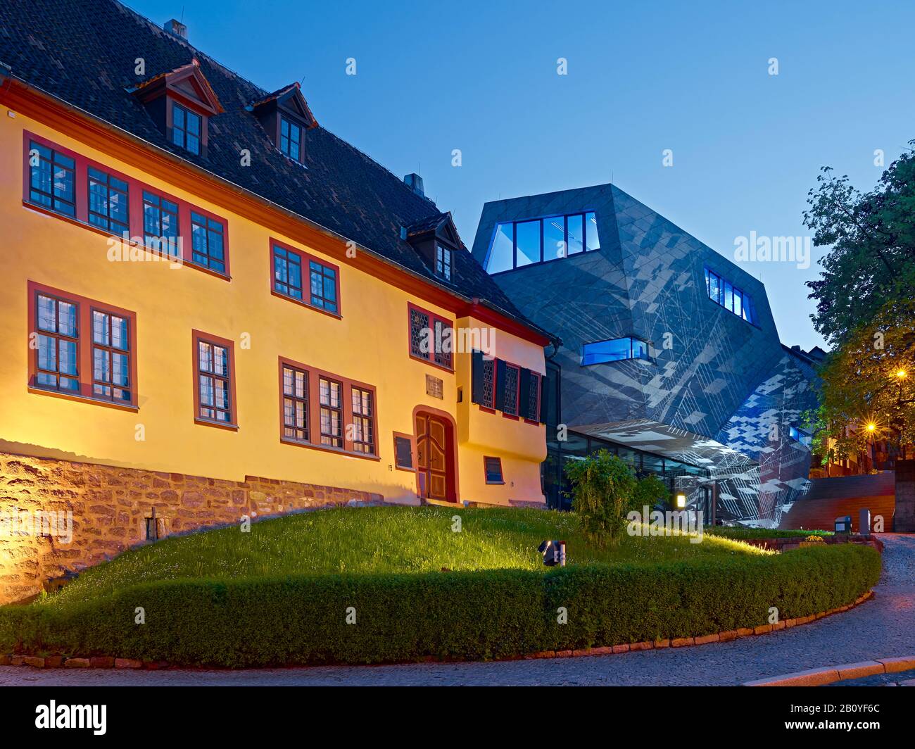 Bachhaus en Eisenach con instalación ligera, Turingia, Alemania, Foto de stock