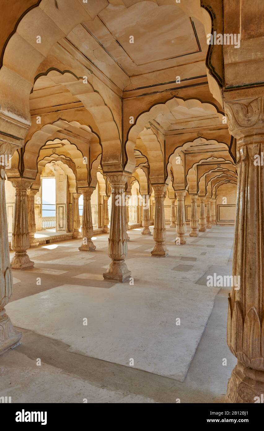 Columnas en Amer Fort, Jaipur, Rajasthan, India Foto de stock
