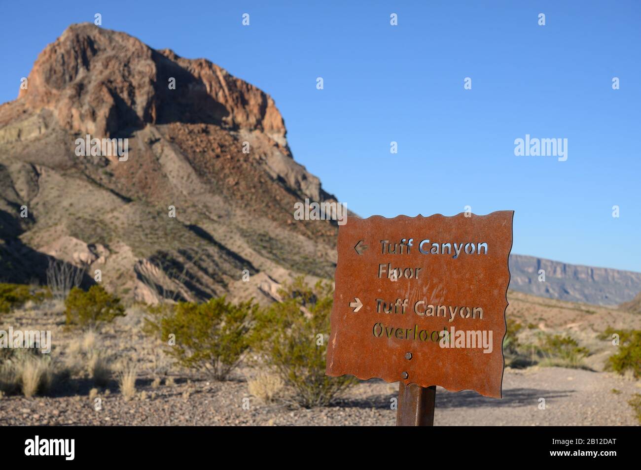 Señal Para Tuff Canyon Trail En El Parque Nacional Big Bend Foto de stock