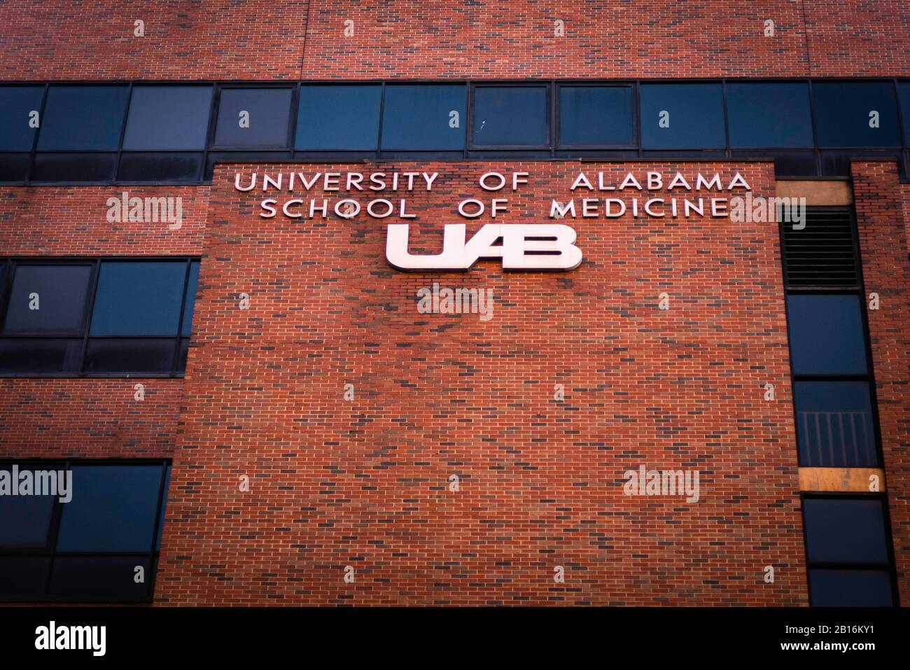 Tuscaloosa, Alabama - 8 de febrero de 2020: Campus universitario de la Universidad de Alabama Crimson Tide Foto de stock