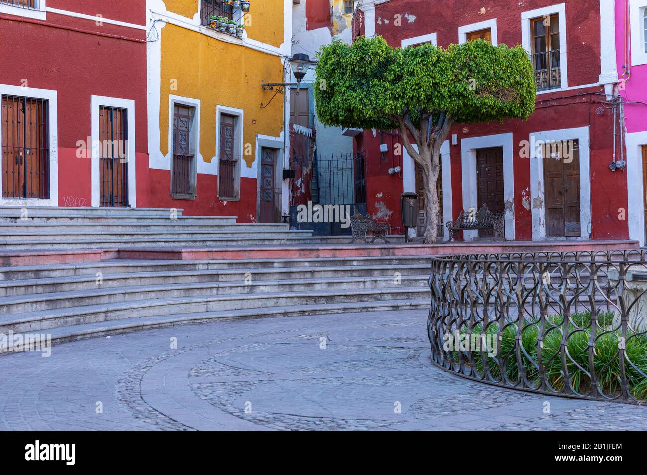 Casas coloniales de colores en el casco antiguo de Guanajuato