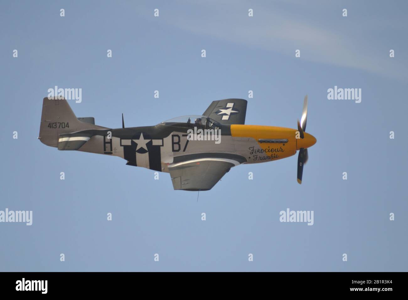 P-51 D Mustang Feroz Frankie sobre Southport Airshow Foto de stock
