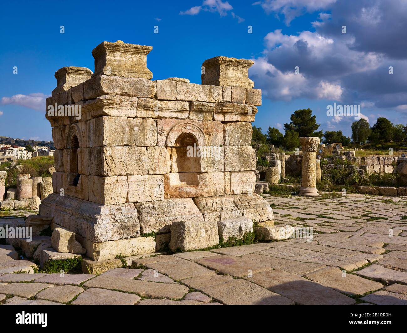 Tetrapylon en la antigua Gerasa o Gerash, Jordania, Oriente Medio, Foto de stock