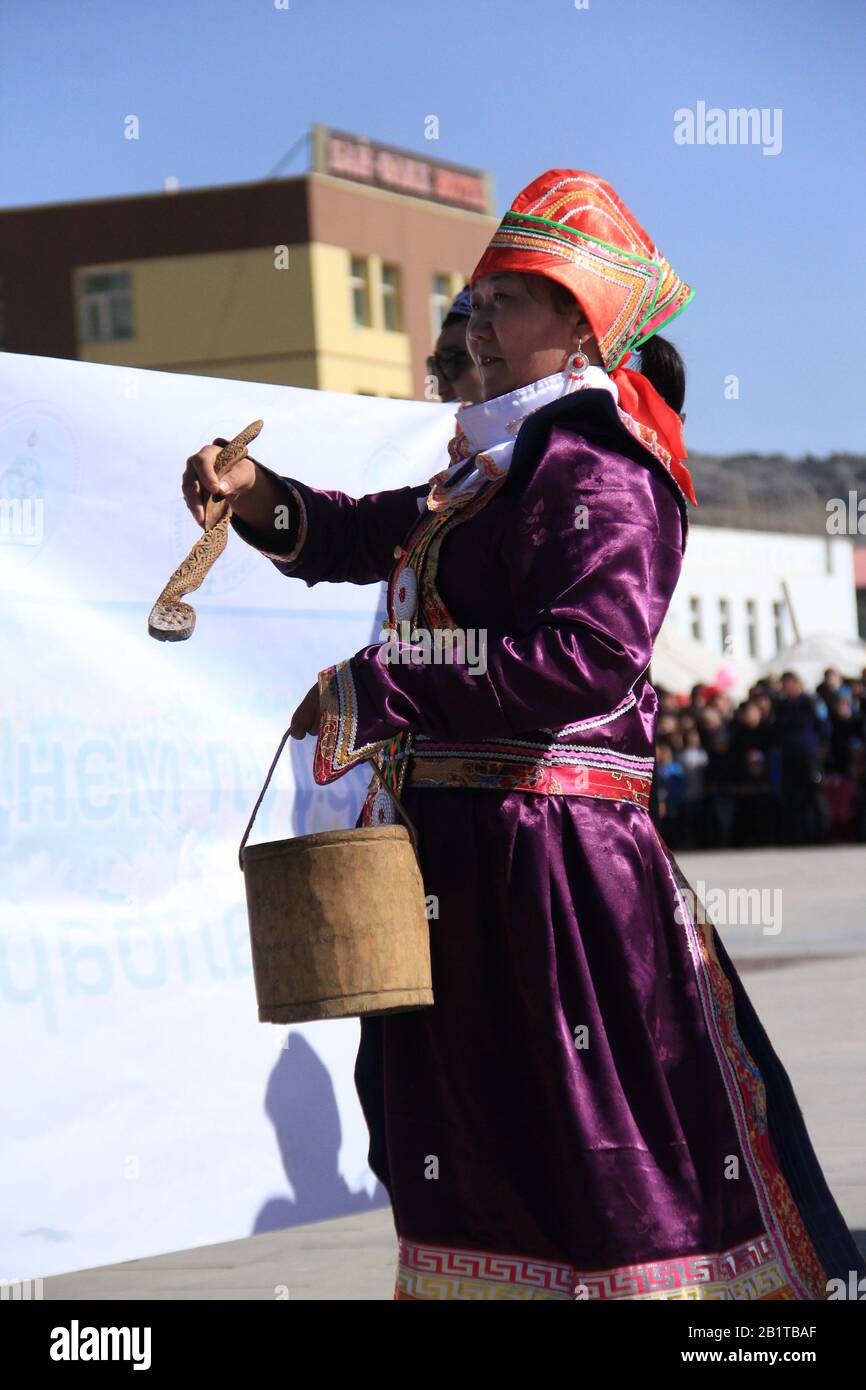 Festival de Nauryz en la provincia de Bayan Ulgii en Mongolia Occidental. Festival tradicional de nómadas kazakos Foto de stock