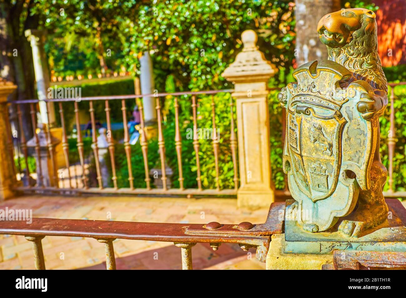 Palacio de pedro i de sevilla fotografías e imágenes de alta resolución