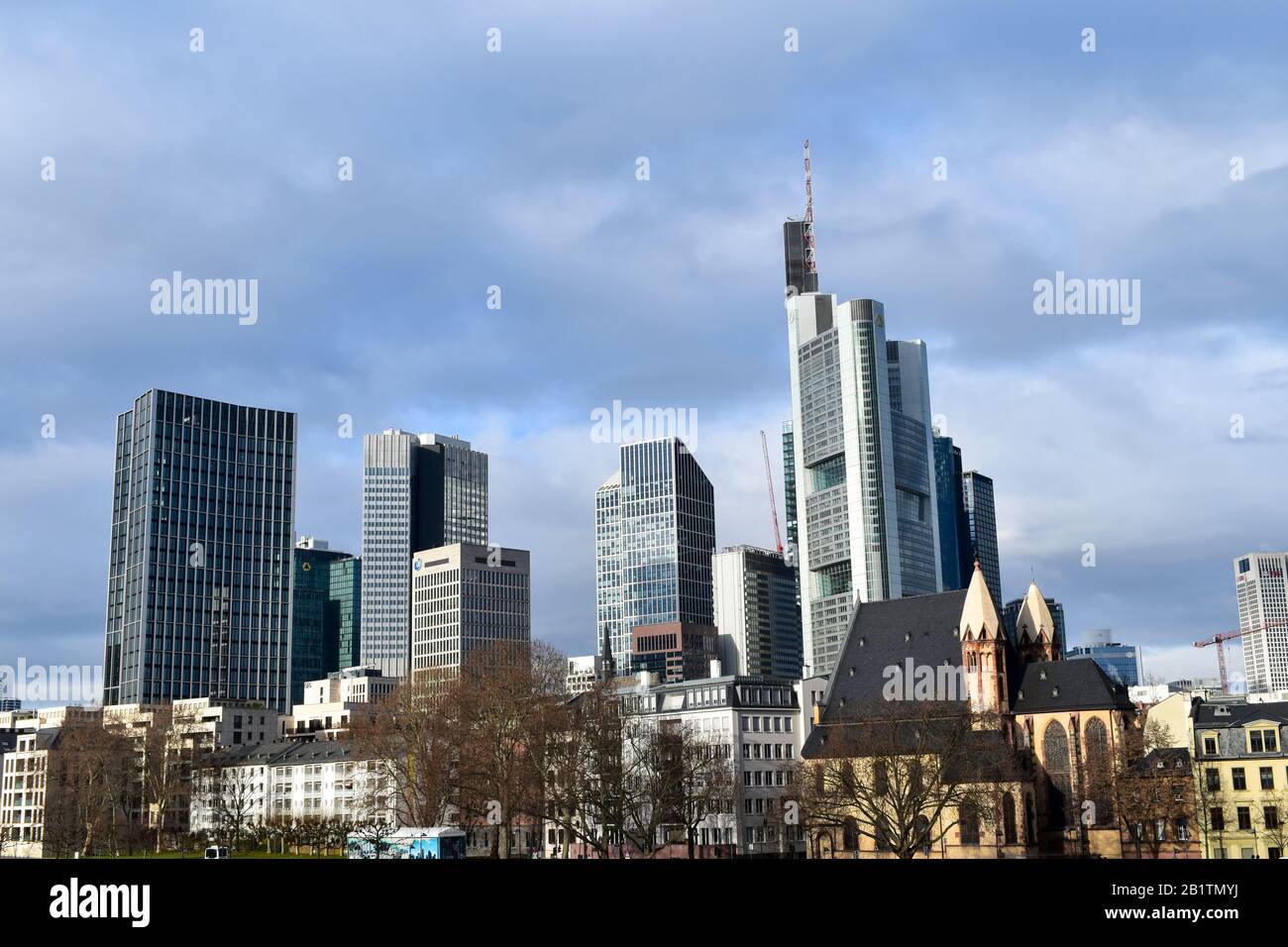Frankfurt, Alemania - 19 De Enero De 2020: El Horizonte De Frankfurt. Foto de stock
