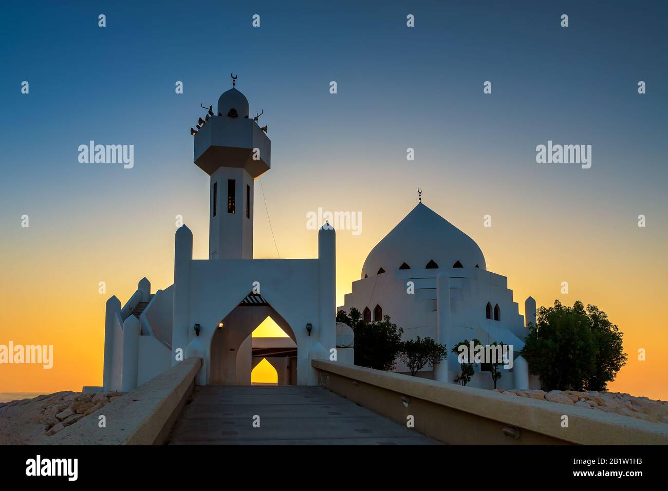 Hermosa Vista Matinal De Al Khobar Corniche Masjid - Arabia Saudita. Foto de stock