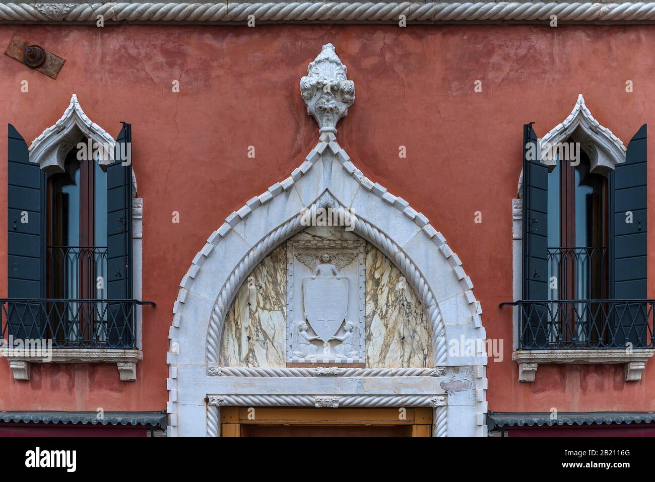 Portal de entrada del Danieli, antiguo palazzo de una familia Doge, hoy un hotel de 5 estrellas, Venecia, Veneto, Italia Foto de stock