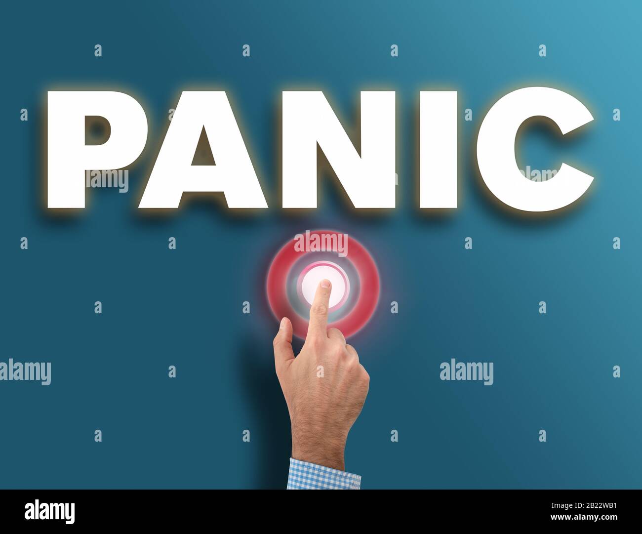 mano masculina pulsando el botón de pánico rojo brillante, peligro y concepto de reacción de histeria Foto de stock