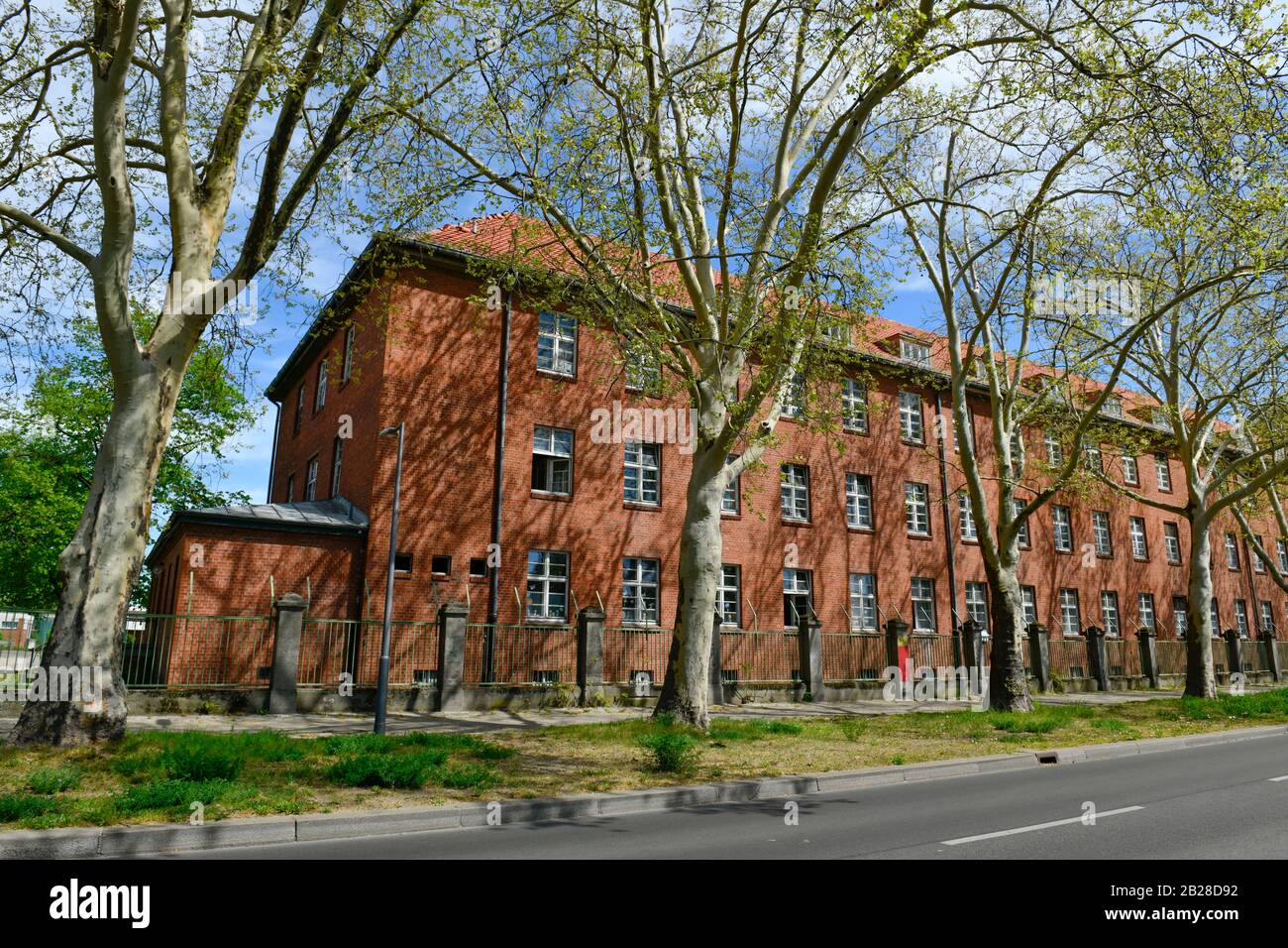 Frühere Schmidt-Knobelsdorf-Kaserne, Schmidt-Knobelsdorf-Straße, Spandau, Berlín, Alemania Foto de stock