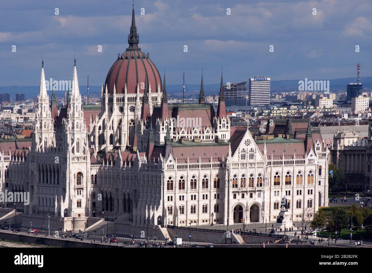 Budapest (Hungría). Parlamento húngaro del Castillo de Buda en la ciudad de Budapest. Foto de stock