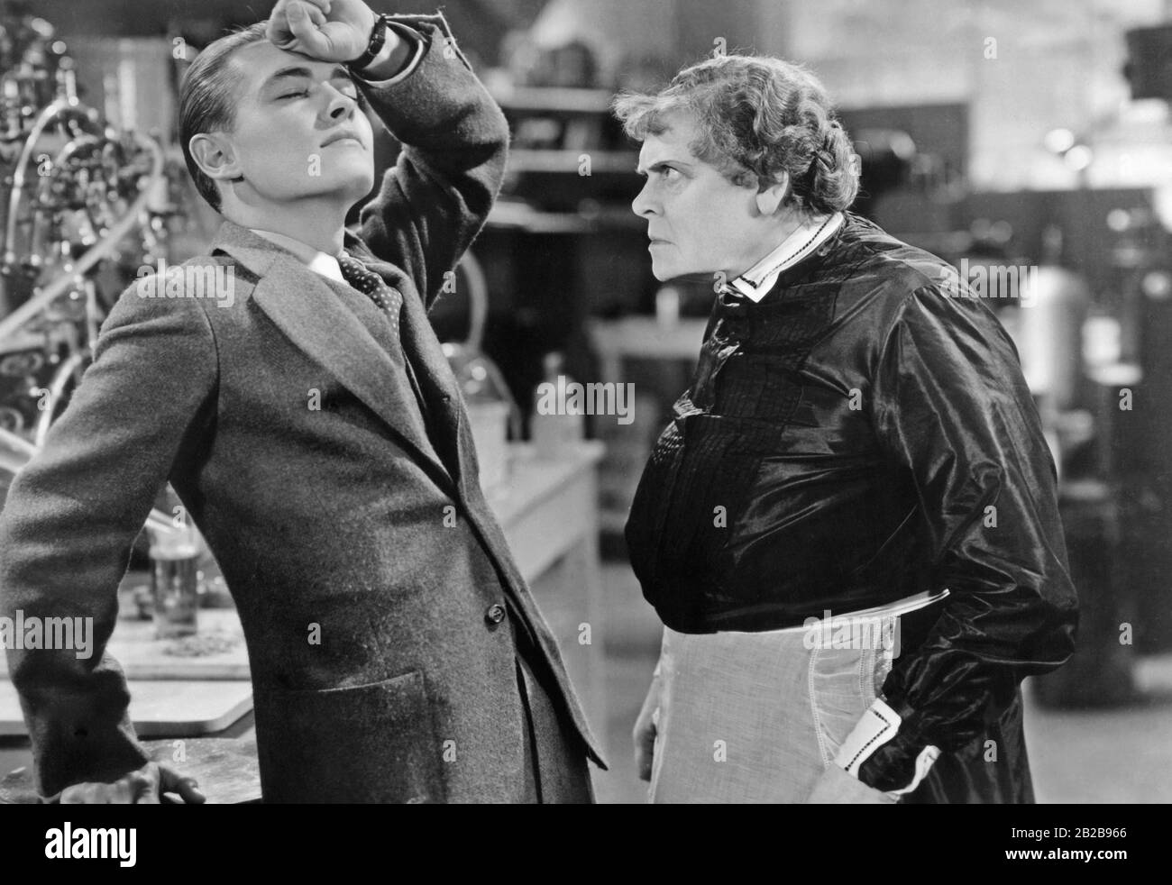 Escena cinematográfica de 'Emma' de Clarence Brown. La imagen muestra a