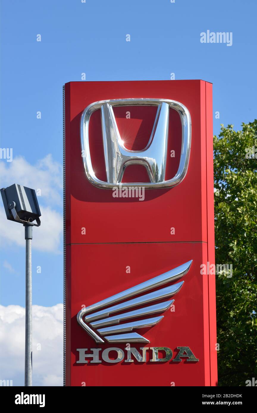 Honda, Buschkrugallee, Neukoelln, Berlín, Alemania Foto de stock