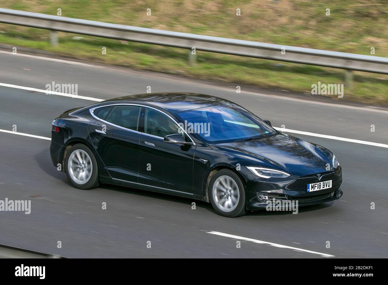 Tesla Model S Fotos E Imagenes De Stock Pagina 10 Alamy