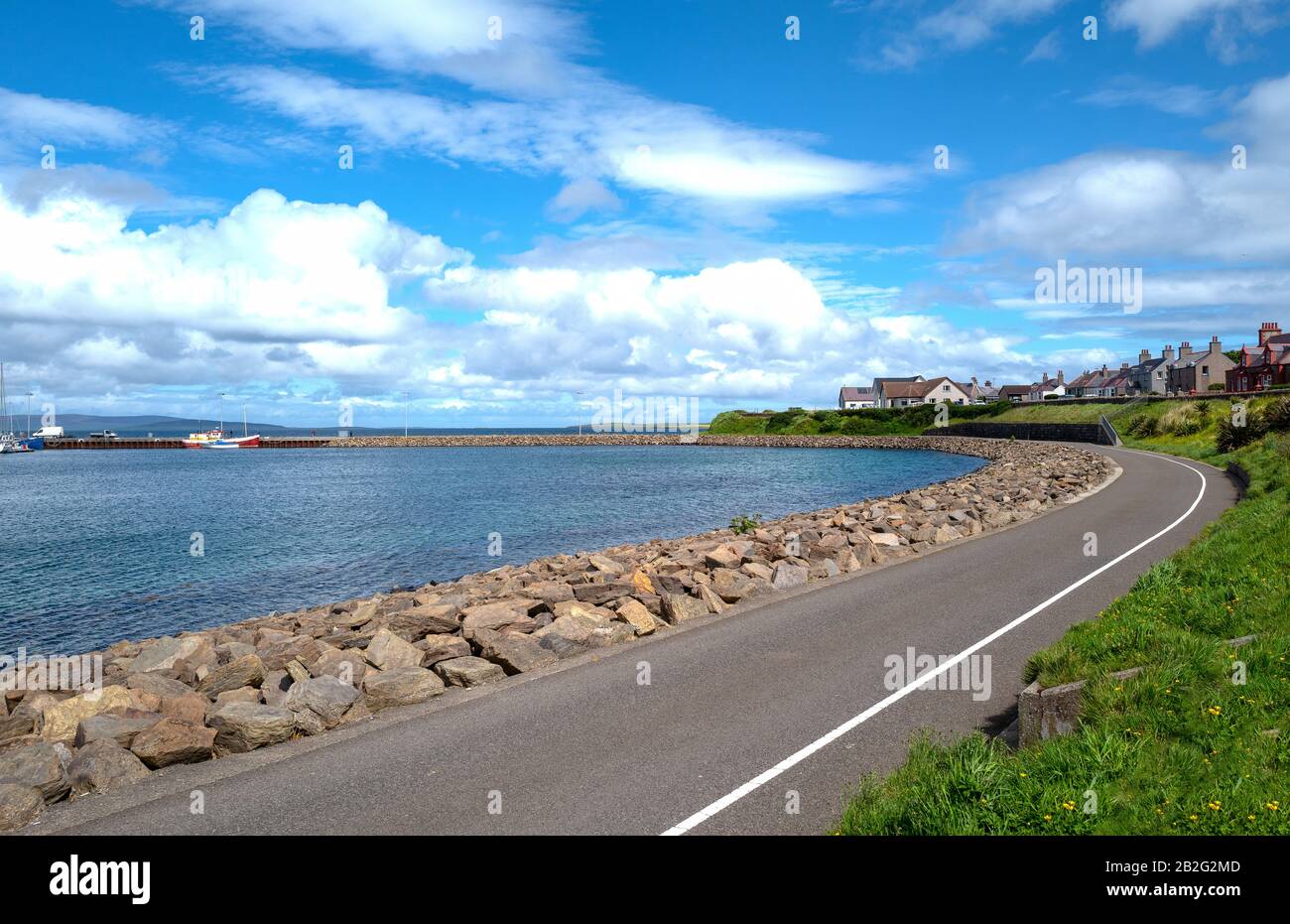 Kirkwall, Orkney, Scoland, en el paseo marítimo Foto de stock