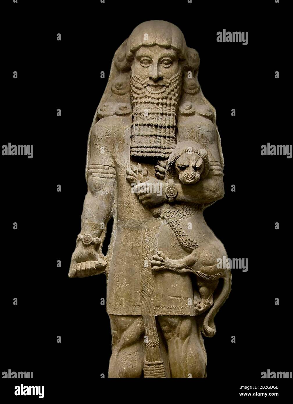 6576. Gilgamesh el rey de Uruk (Mesopotamia), gobernó en algún momento  entre 2800 y 2500 a.C., representado sosteniendo un león Fotografía de  stock - Alamy