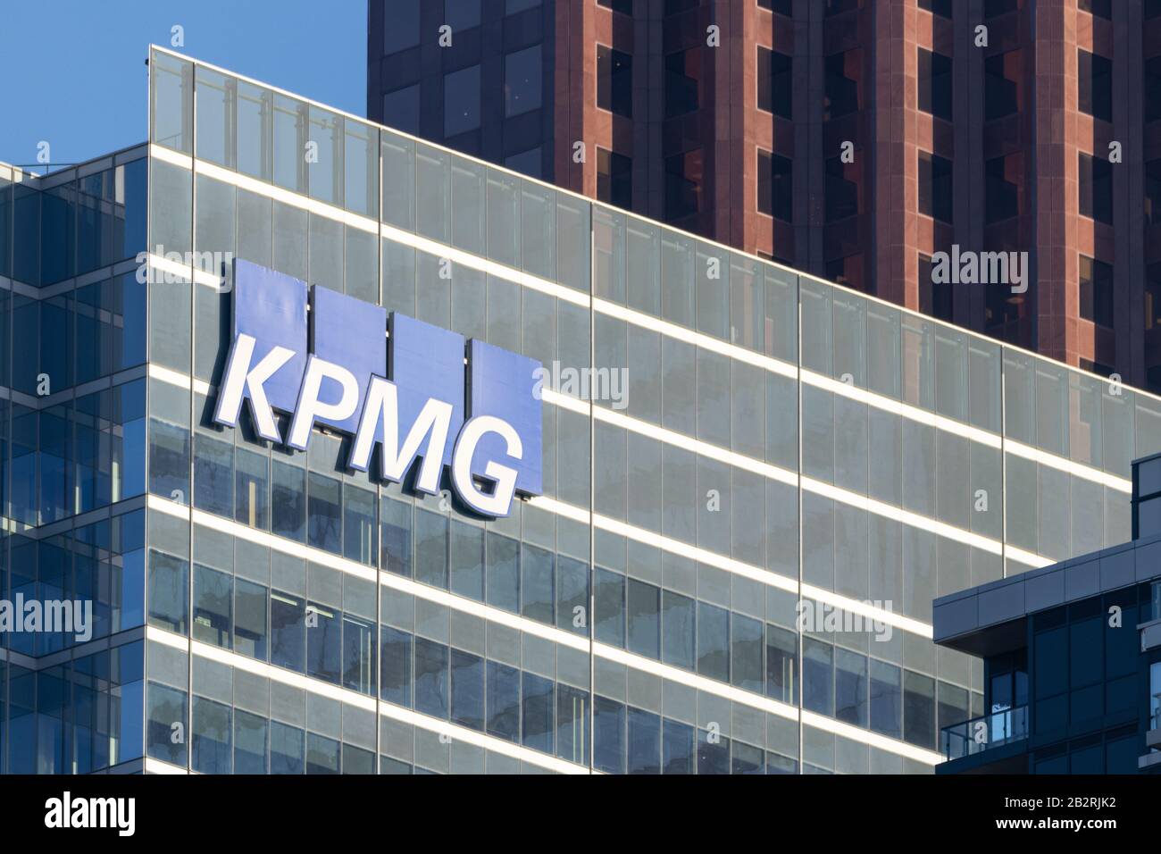 Kpmg tower fotografías e imágenes de alta resolución Alamy