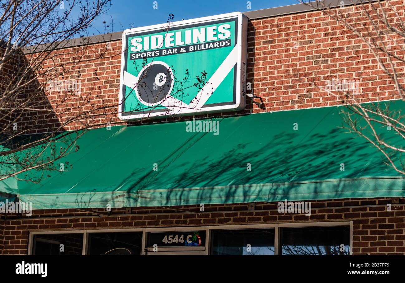 Plano horizontal de "Midelines Sports Bar & Billiards" con Marca y logotipo en la fachada sobre