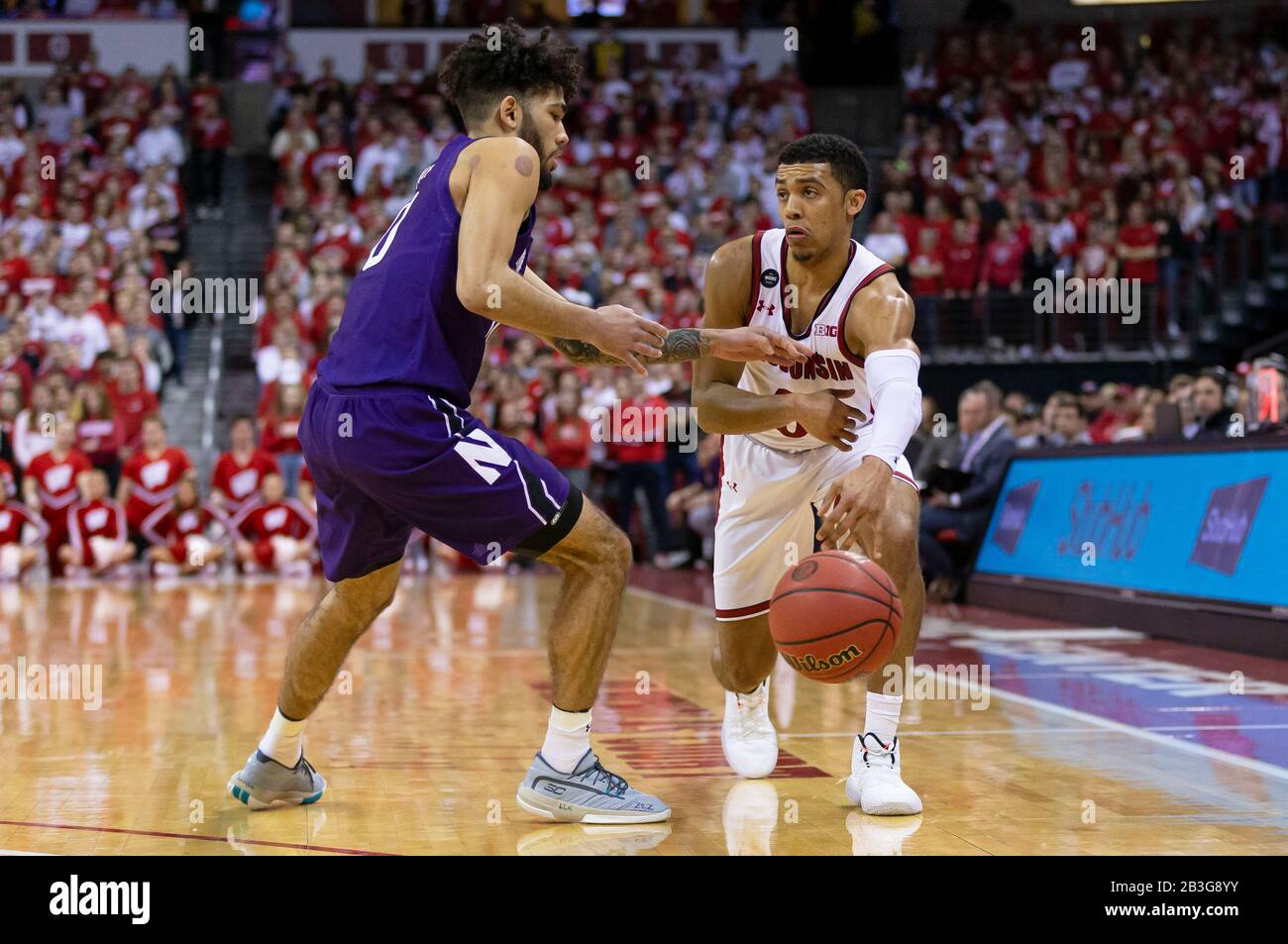 Madison, WI, EE.UU. 4 de marzo de 2020. El guardia de los Badgers de
