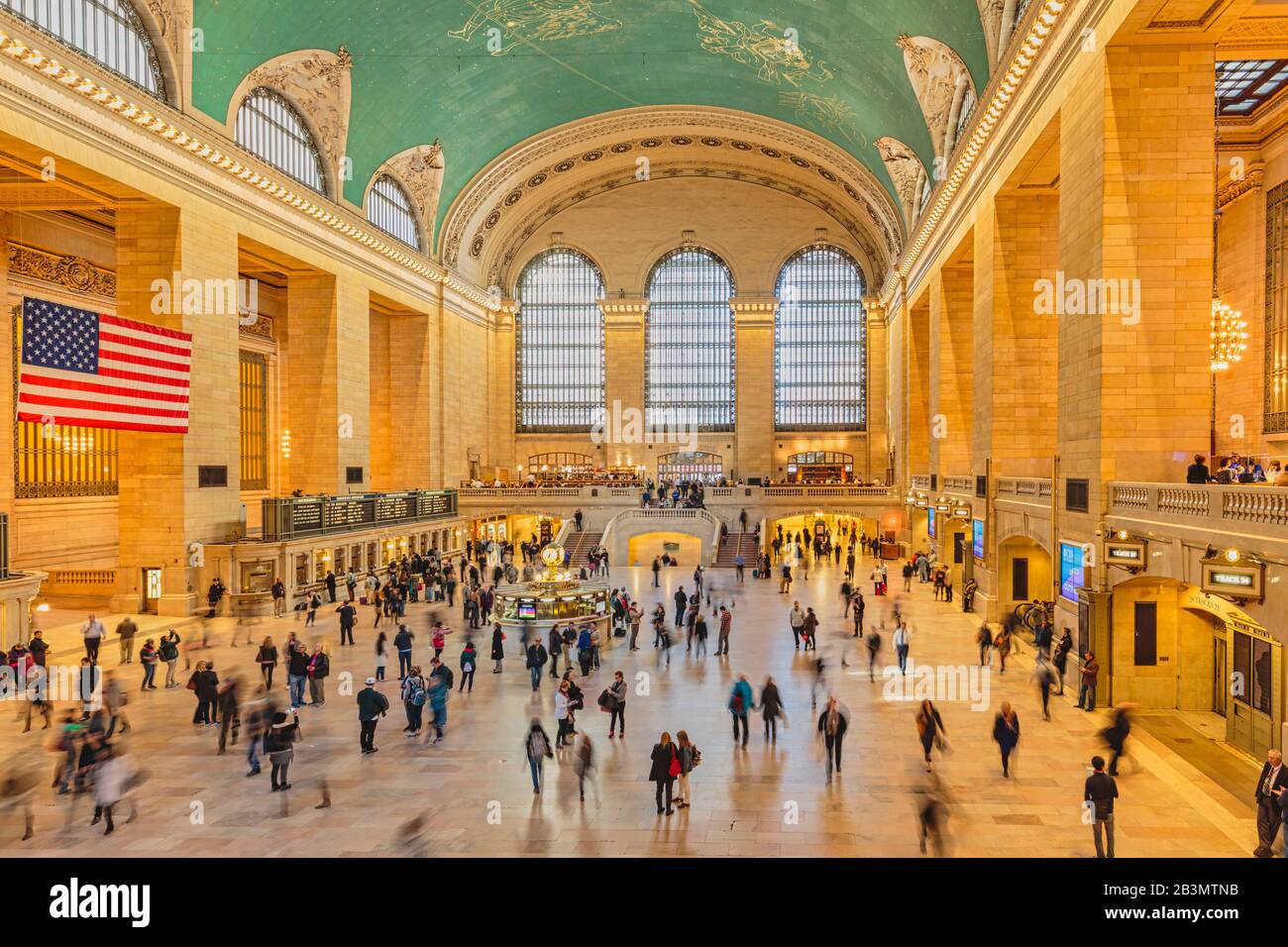 Concourse Principal En Grand Central Terminal, Ciudad De Nueva York, Estado De Nueva York, Estados Unidos De América. La Terminal, abierta en 1913, se designa como un Nati Foto de stock