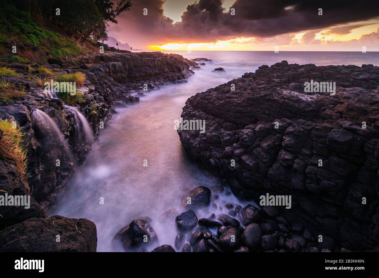 Princeville, Queens Baths, Kauai Island, Hawaii, Estados Unidos De América, América Del Norte Foto de stock
