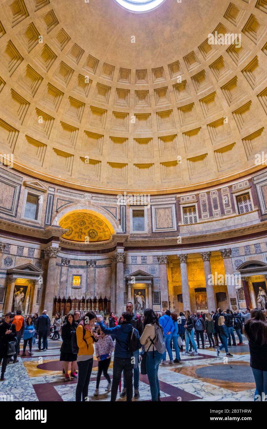 Panteón, Piazza della Rotonda, Roma, Italia Foto de stock