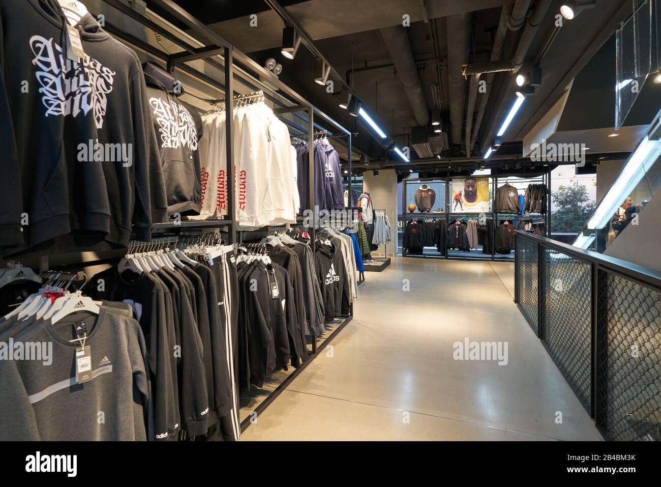 Ropa adidas 2025 desde china 2019