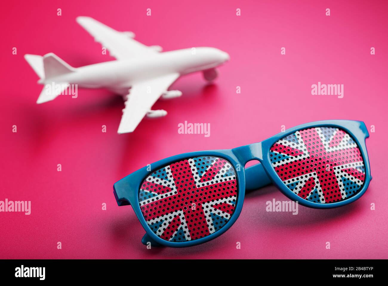 Gafas de sol de color turquesa con bandera del Reino Unido en