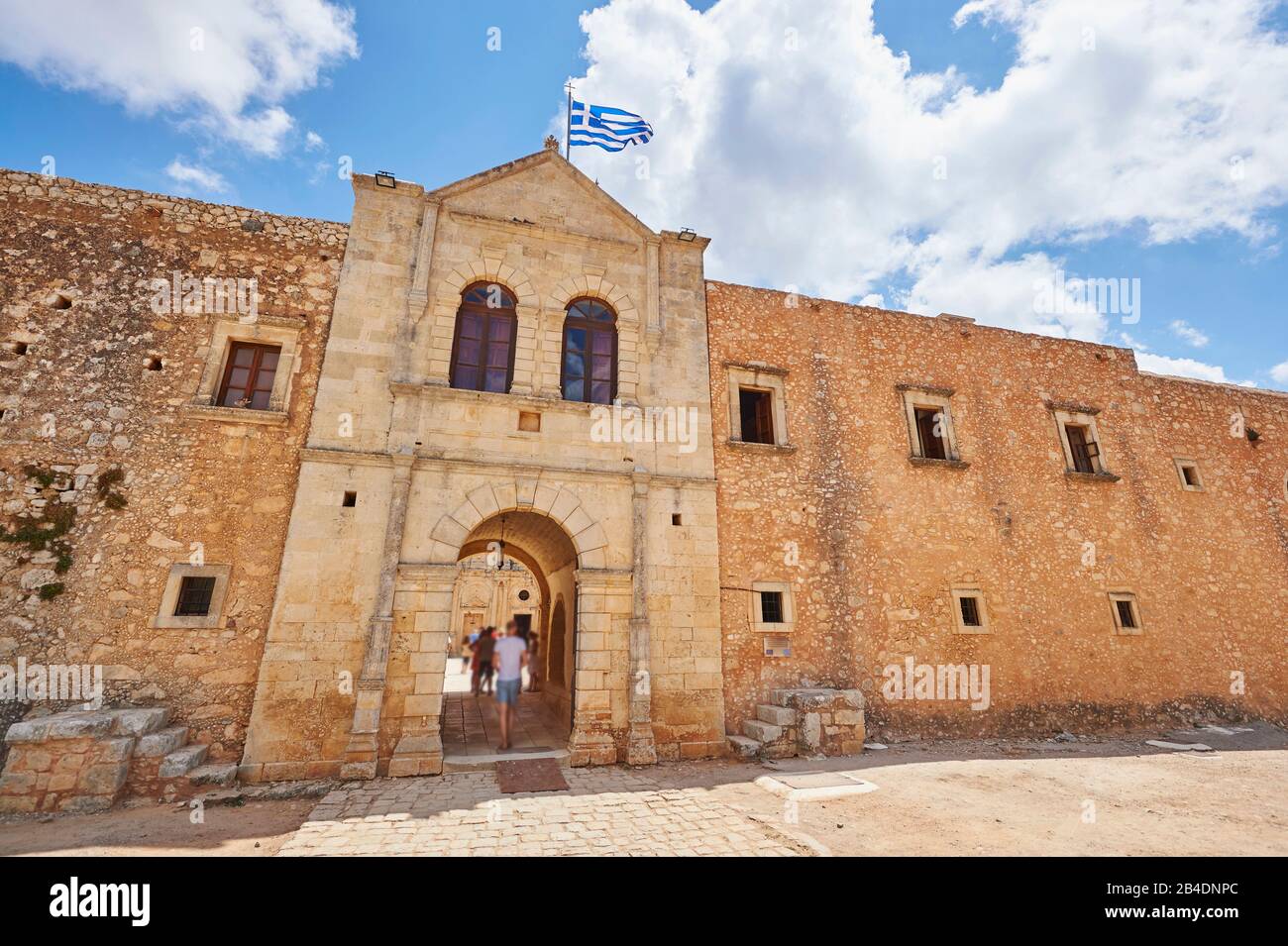 Casco antiguo, Monasterio Moni Arkadi, Monumento Nacional de Creta en la lucha por la independencia, vista exterior, Monasterio Arkadi, Creta, Grecia Foto de stock