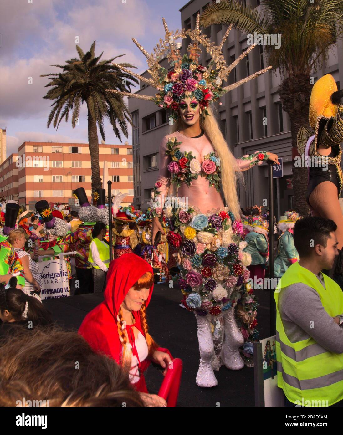 Fiesta carnaval las palmas de gran canaria fotografías e imágenes de alta  resolución - Alamy