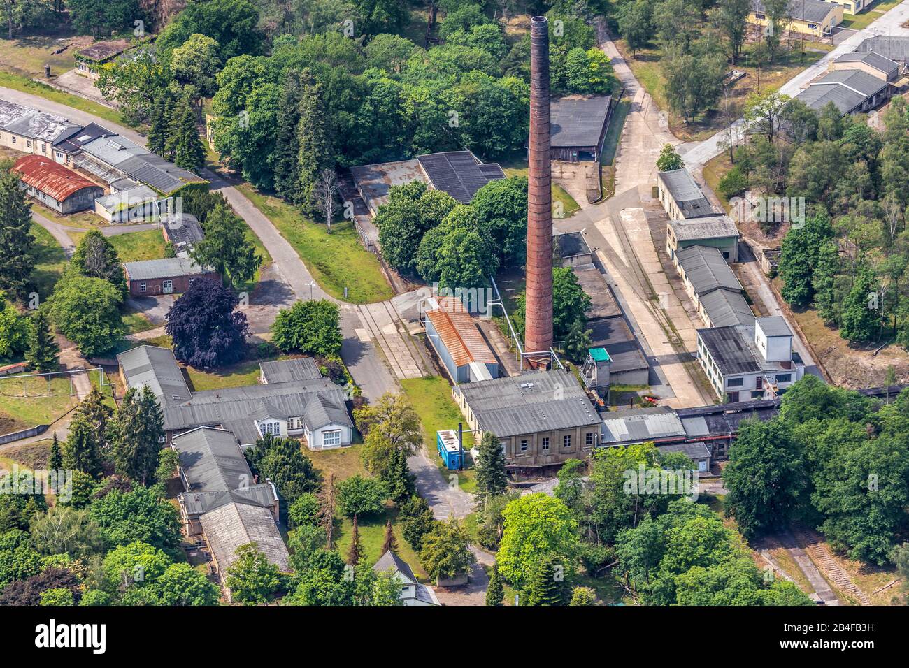Vista aérea de la planta de energía explosiva en desuso Maxam Deutschland GmbH, antigua fábrica de municiones WASAG, en Haltern am See, en el parque natural Hohe Mark-Westmünsterland, en el estado federal Renania del Norte-Westfalia, Alemania Foto de stock