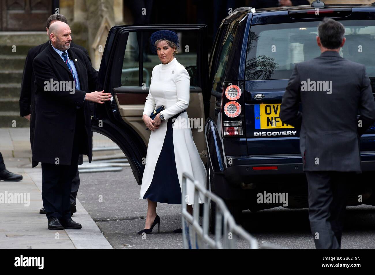 Londres, Reino Unido. 9 De Marzo De 2020. La Condesa de Wessex llega a la Abadía de Westminster para asistir al servicio anual de la iglesia el día del Commonwealth. Crédito: Stephen Chung / Alamy Live News Foto de stock