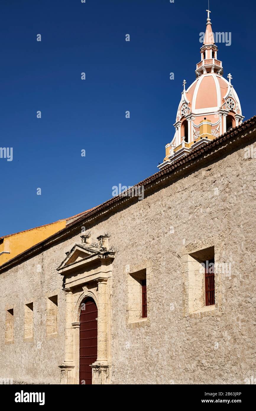 Vista de la Catedral de Santa Catalina de Alejandría, Cartagena, Colombia Foto de stock