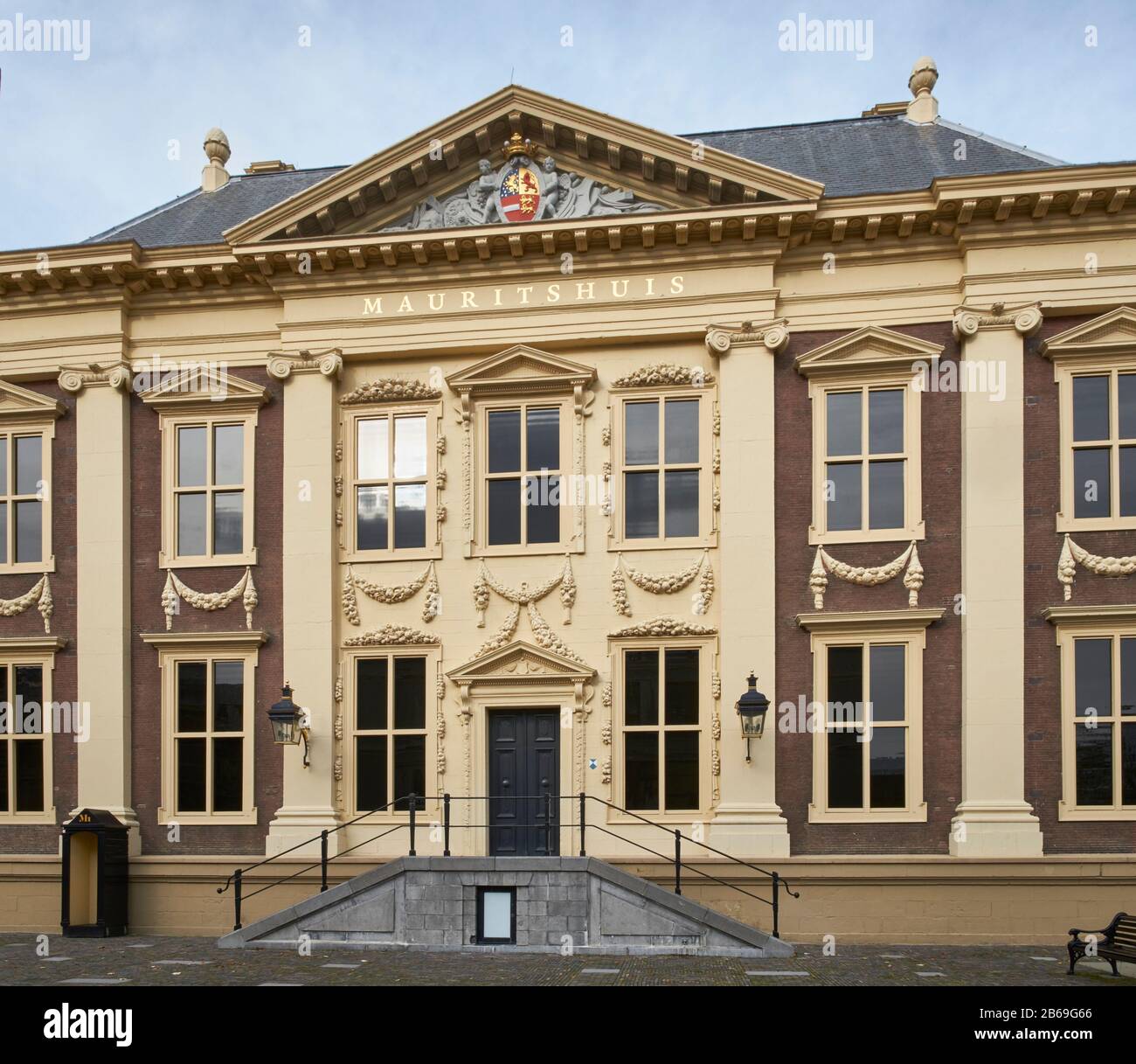 Mauritshuis, La Haya (Den Haag) , Holanda. Construido entre 1636 y 1641 para John Maurice, Príncipe de Nassau-Siegen. El edificio clasicista holandés fue Foto de stock