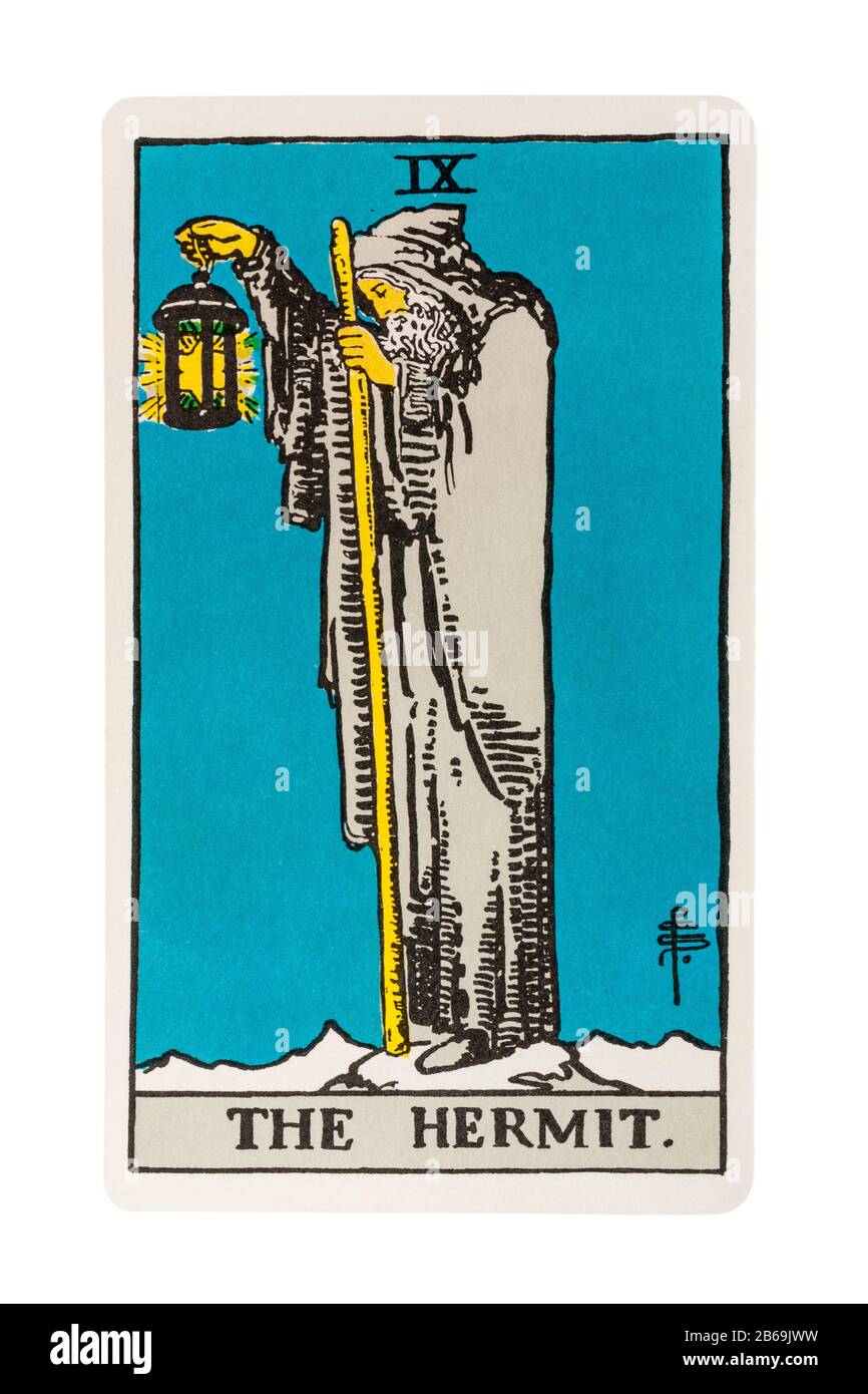 The hermit tarot card fotografías e imágenes de alta resolución - Alamy