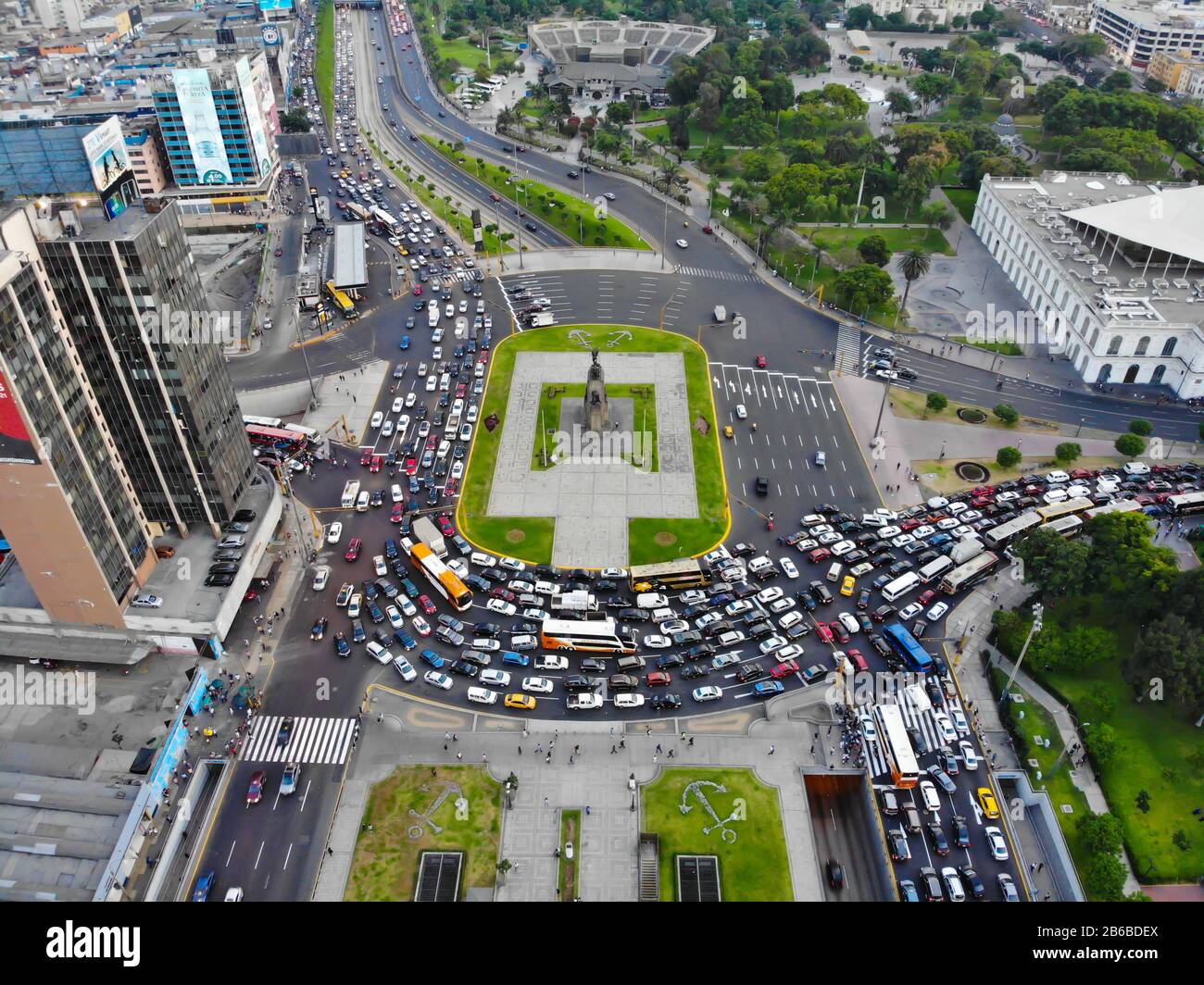 Lima Perú Antiguo centro de negocios de la capital peruana, foto tomada del cielo con un drone Foto de stock