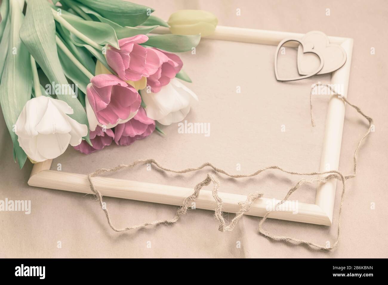 Featured image of post Flores Fondo Vintage Tulipanes