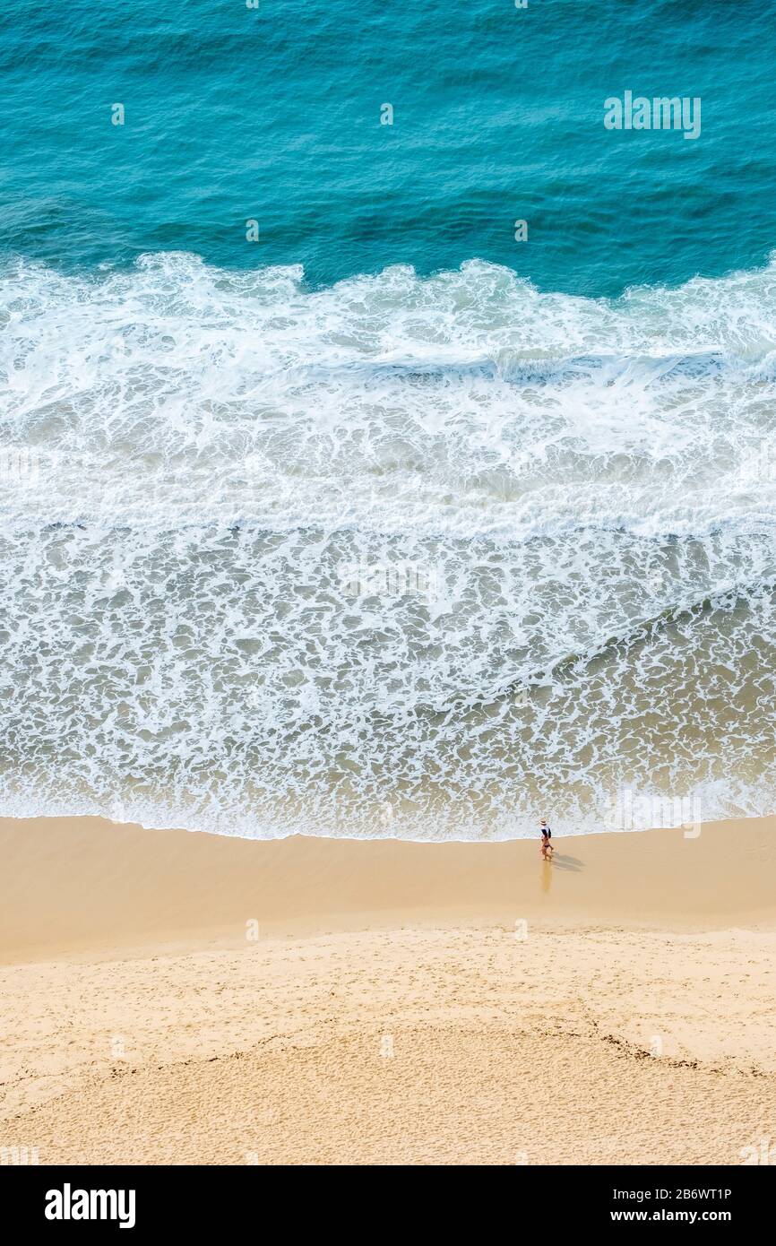 La playa de Copacabana en Río de Janeiro, Brasil Foto de stock