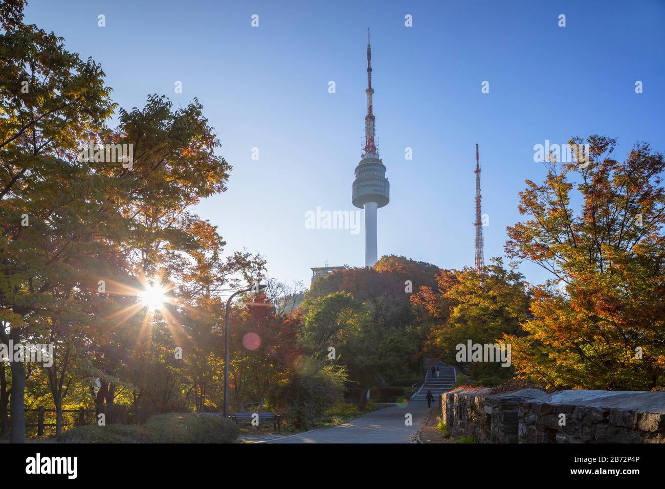 Torre de Seúl en el Parque Namsan, Corea del Sur Foto de stock