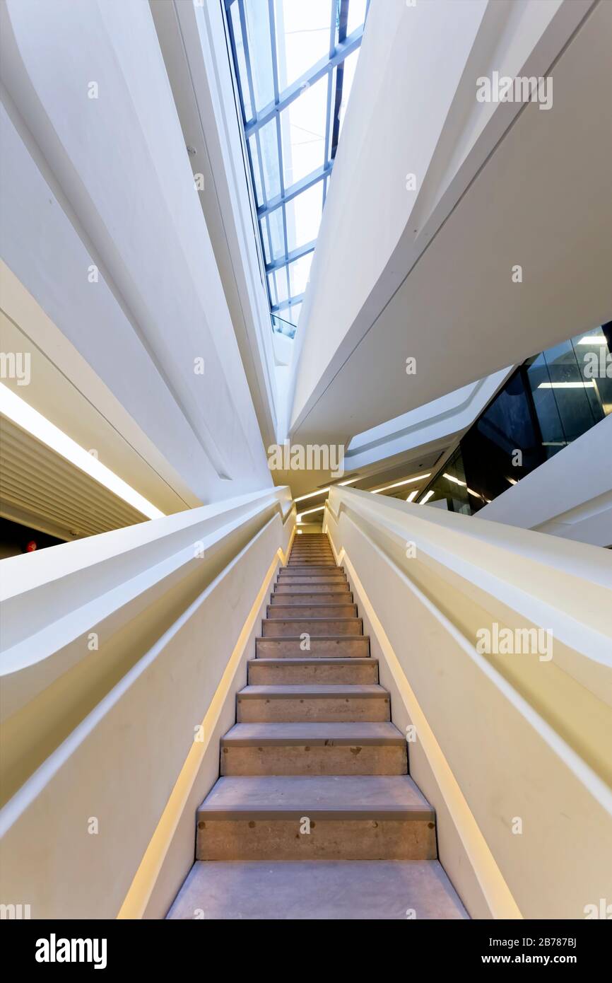 Jockey Club Innovation Tower, Universidad Politécnica de Hong Kong, Hong Kong Foto de stock
