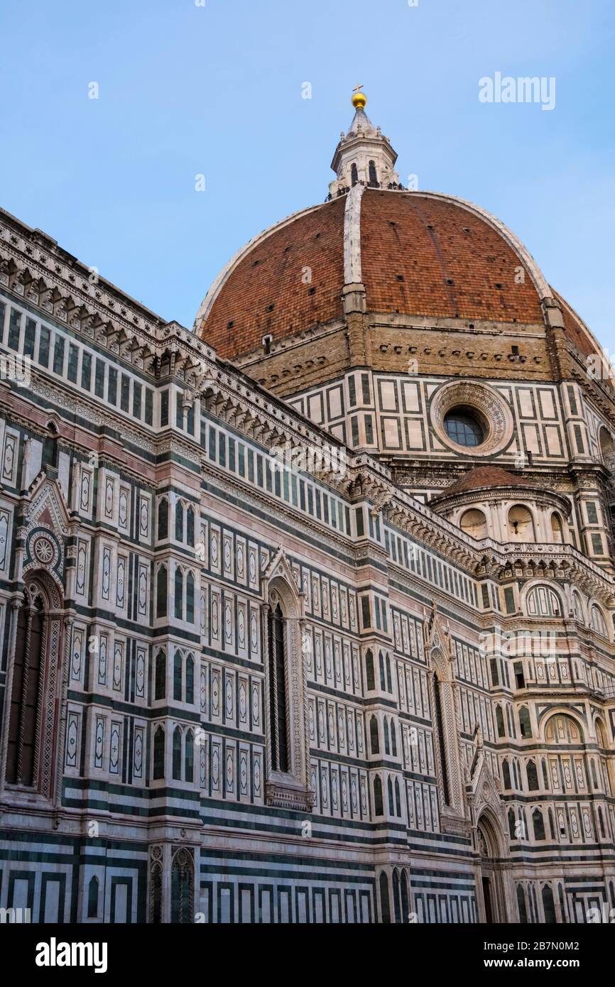 Cúpula di Brunelleschi, Cattedrale di Santa Maria del Fiore, Catedral de Florencia, Piazza del Duomo, Florencia, Italia Foto de stock