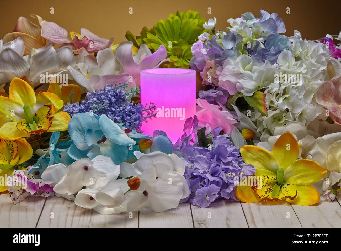 Flor flores vela velas fotografías e imágenes de alta resolución - Alamy