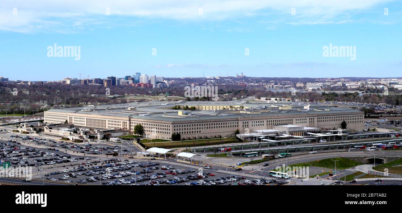 Una visión general del Pentágono, sede del Depatment of Defense de Estados Unidos en Washington DC. Foto de stock
