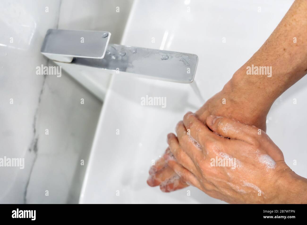 Lávese las manos. Protección fiable contra Coronavirus covid 19 Foto de stock