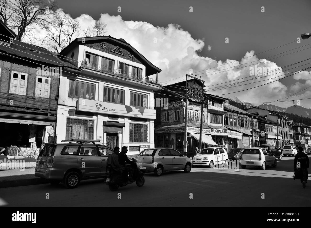 J&K Bank, Market Road, Pahalgam, Cachemira, Jammu y Cachemira, India, Asia Foto de stock