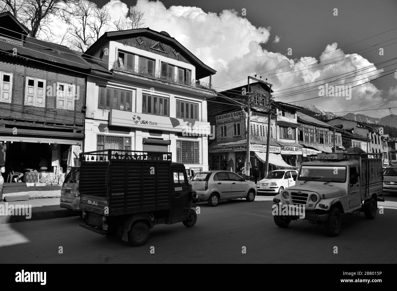 J&K Bank, Market Road, Pahalgam, Cachemira, Jammu y Cachemira, India, Asia Foto de stock