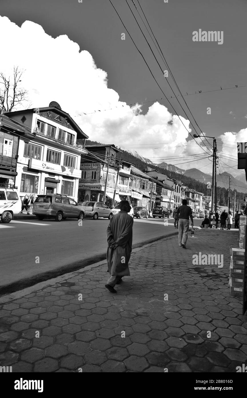 J&K Bank, Market Road, Pahalgam, Cachemira, Jammu y Cachemira, India, Asia Foto de stock