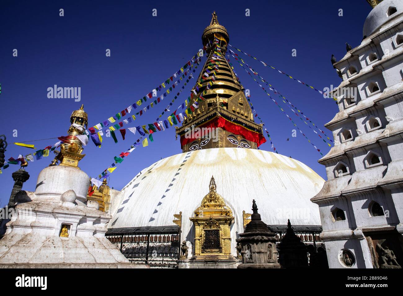 Swayambhunath Stupa aka Monkey Temple en Katmandú, Nepal Foto de stock