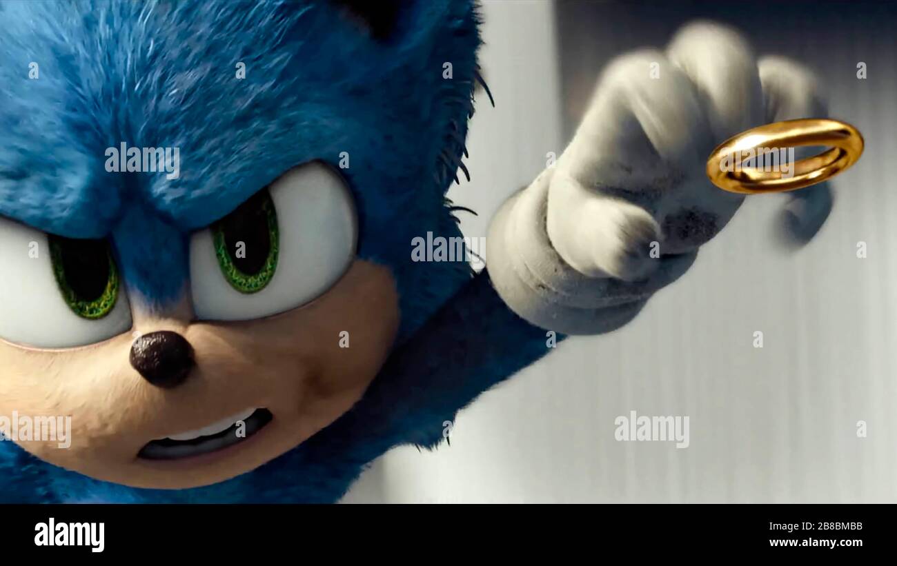 Sonic the Hedgehog (2019) dirigida por Jeff Fowler y protagonizada por Jim Carrey, James Marsden y Neal McDonough. Una gran pantalla para los queridos personajes de los videojuegos de Sega; ¿puede Sonic escapar de las garras del Dr. Robotnik? Foto de stock